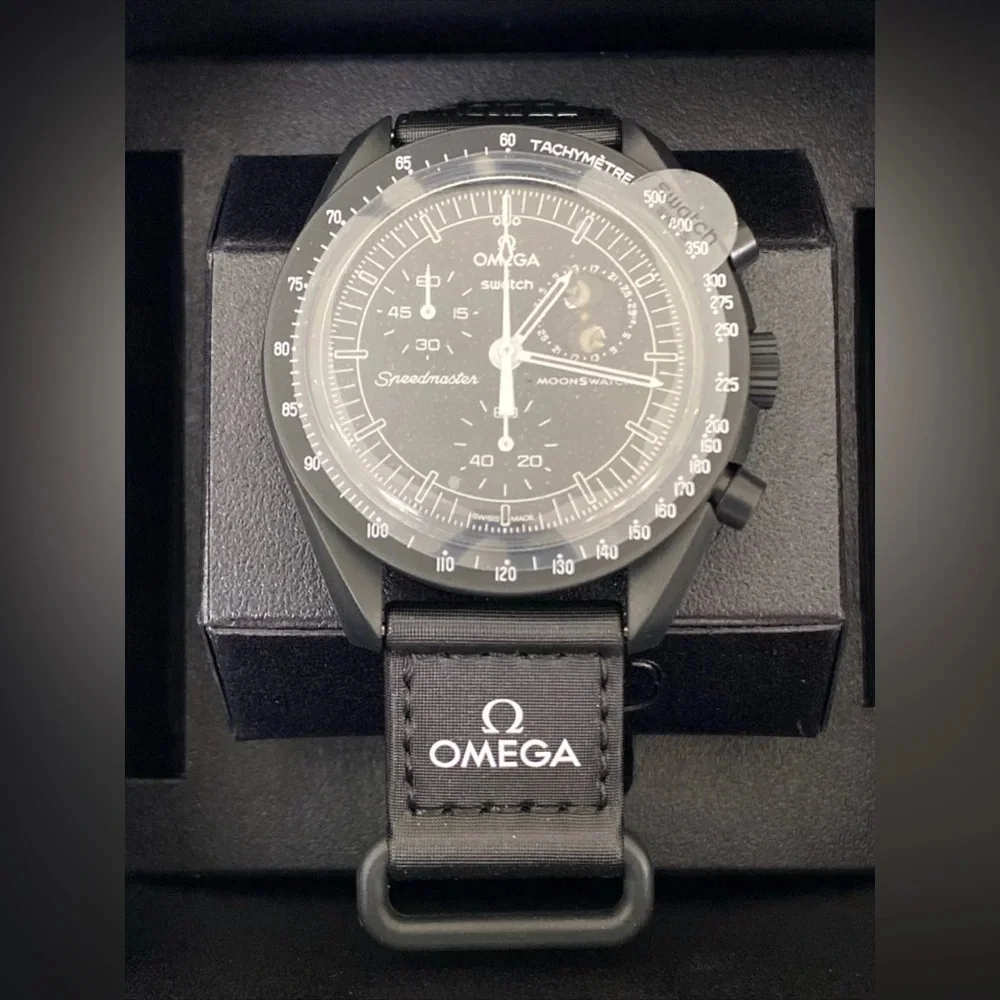Omega X Swatch MISSION TO THE MOONPHASE MOONSWATCH SNOOPY WATCH Black